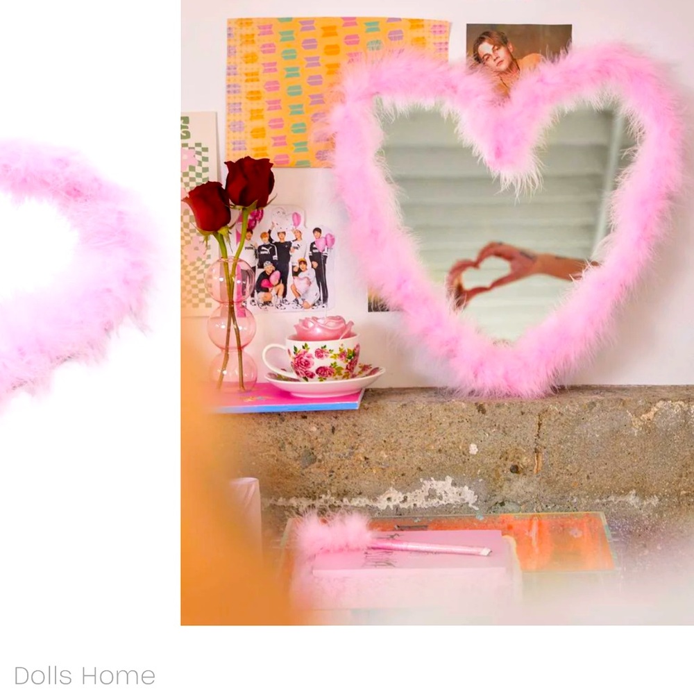 Dolls kill mirror